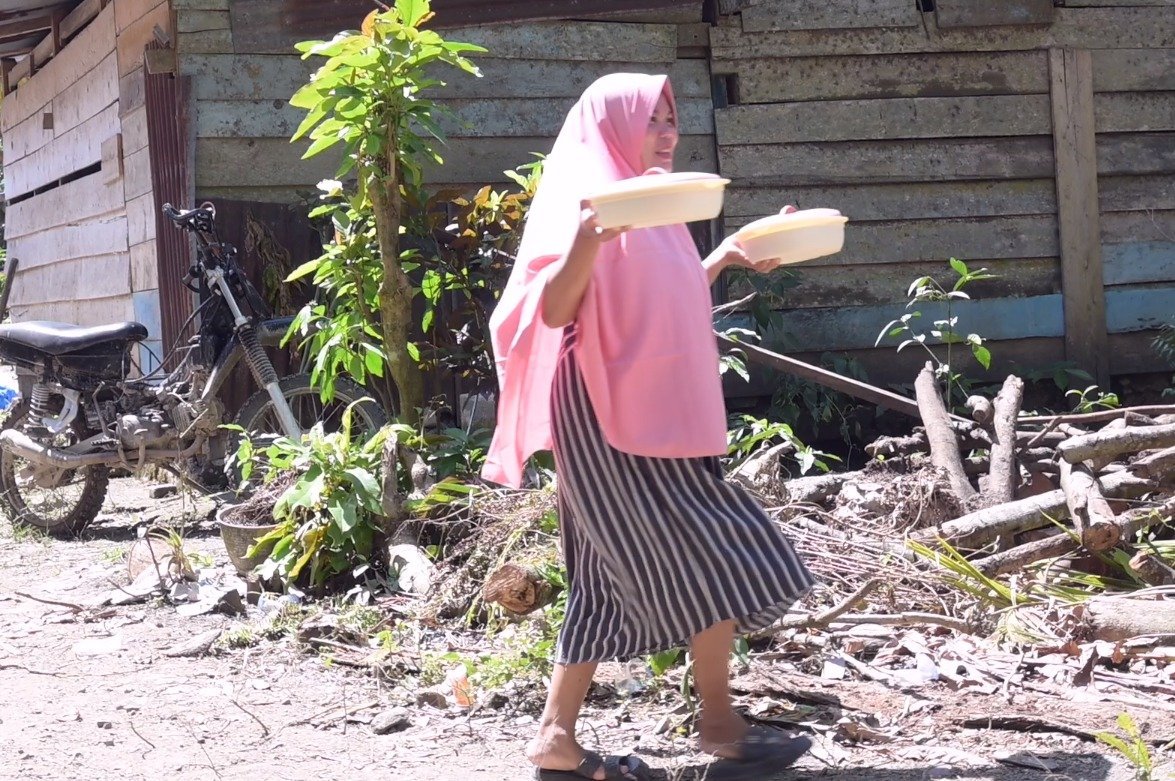 Progres Pekerjaan Fisik TMMD Ke-129 Kodim 1407/Bone di Desa Taddang Palie Disemangati Warga