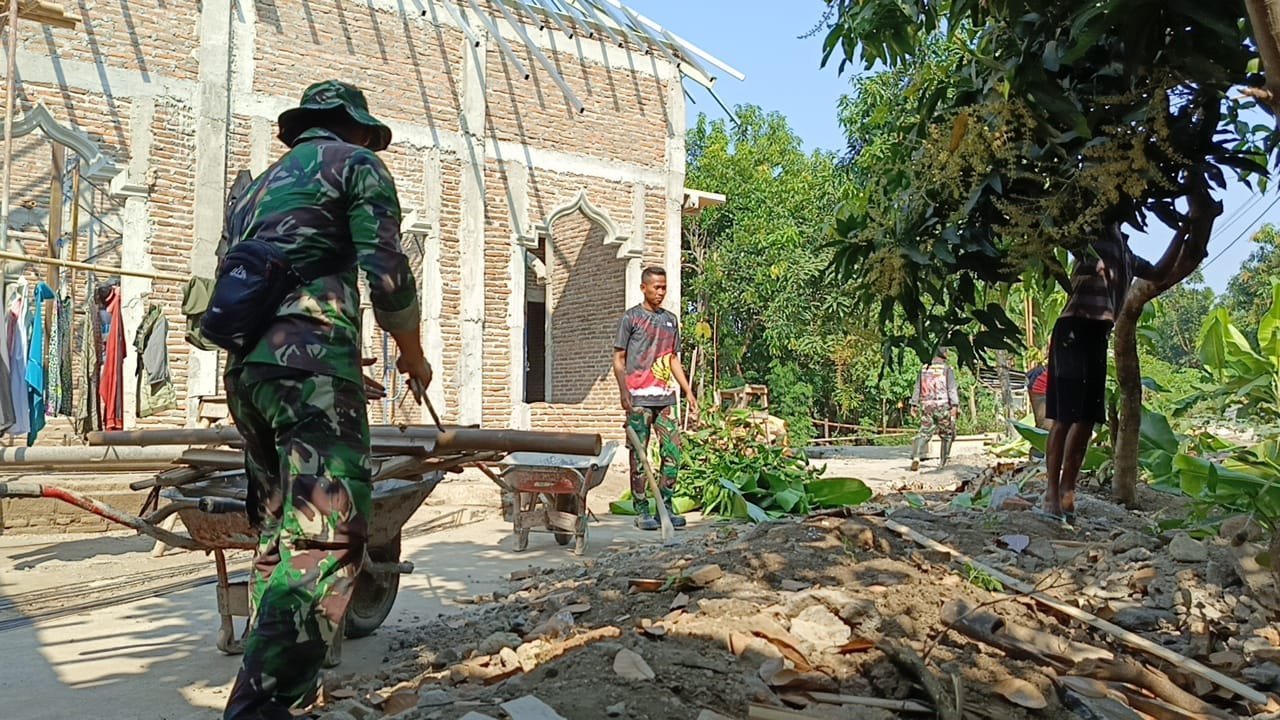 Progres Pembangunan Masjid Al Mubarok oleh TMMD Reguler ke-129 Kodim 0726/Sukoharjo