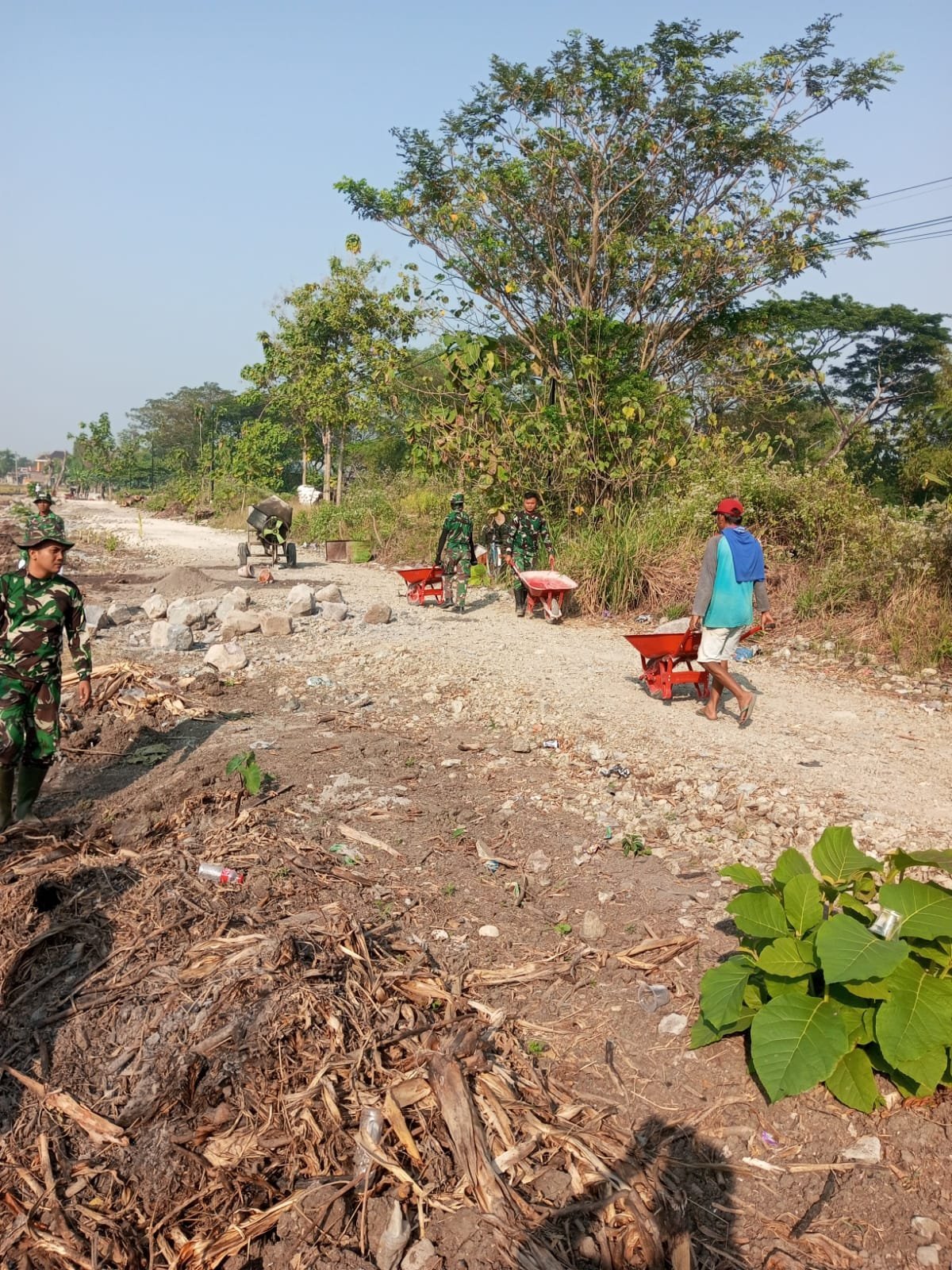 Progres Pekerjaan Talud oleh Satgas TMMD di Parangjoro