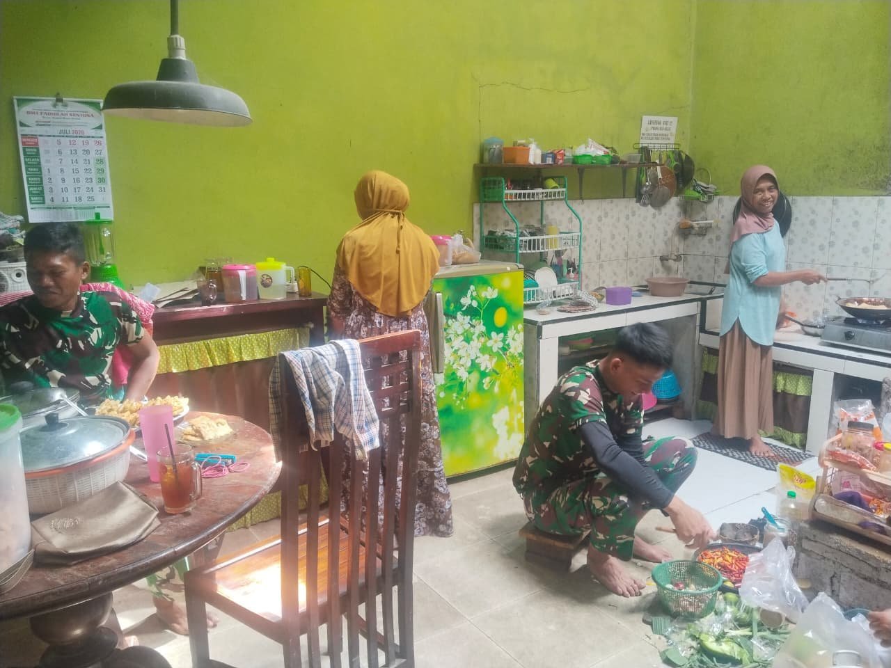 Progres TMMD Kodim 0726/Sukoharjo Terasa di Dapur Sederhana Desa Parangjoro