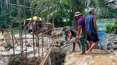 Dipacu Siang Malam, Penebalan Cor Angkur Jembatan Cibubukan-Serasah Dikerjakan TNI dan Warga