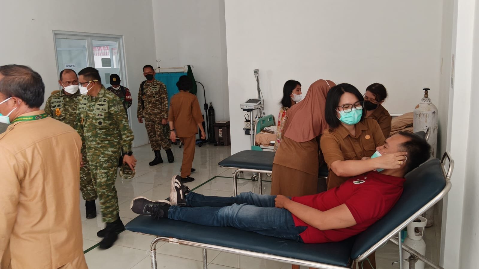 Pasis Sesko TNI LVI Ajak Warga Palangka Raya Cegah Karhutla Lewat Penyuluhan Door to Door